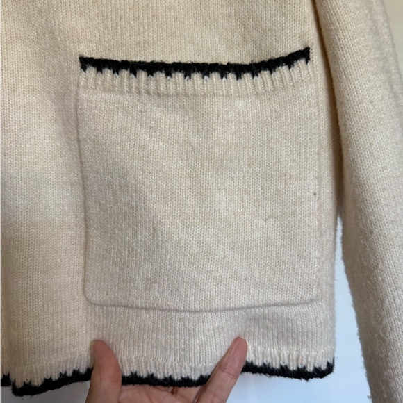 Super cute Lush Cream V-Neck Sweater with Black Trim. Size S - Picture 6 of 7